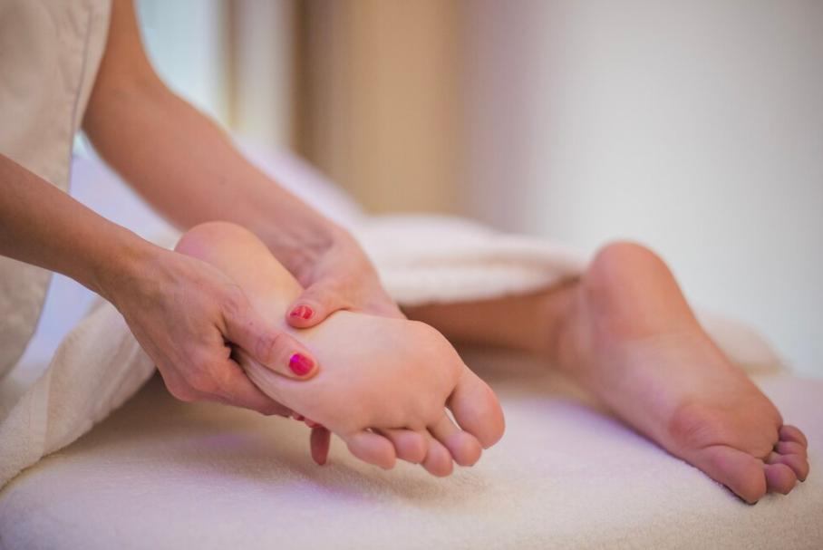 Foot Reflexology Benefits: How It Can Transform Your Health