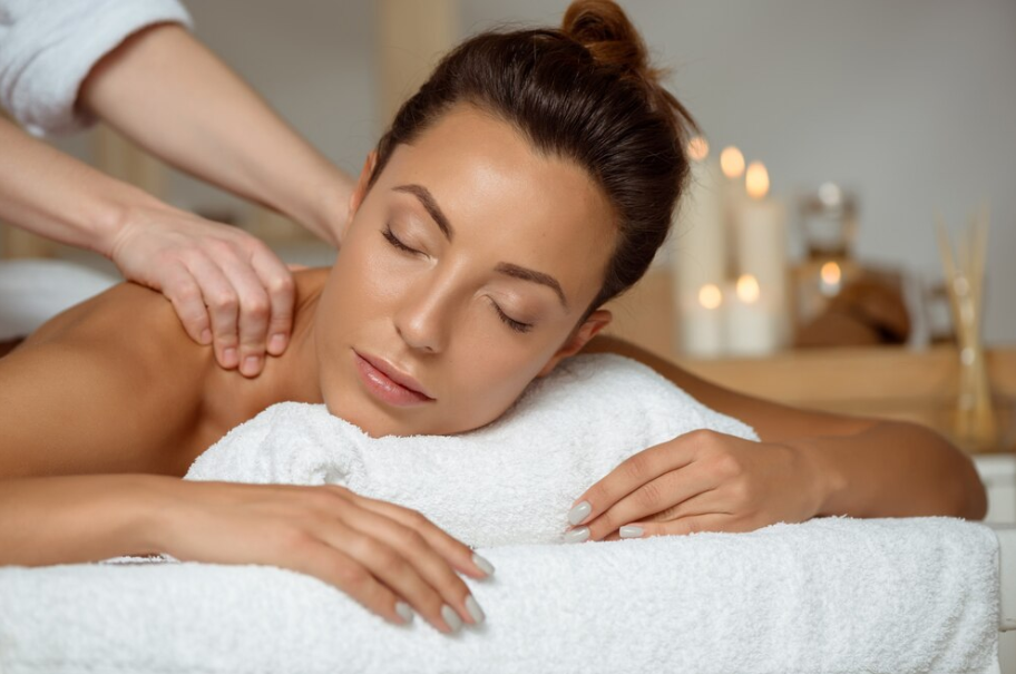 Body Massage Therapy in Andheri, Mumbai